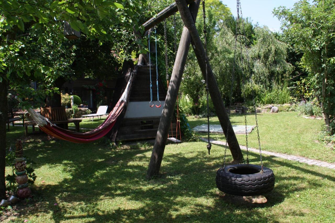 Ferienwohnung Gartenreich Obereisenheim Bagian luar foto